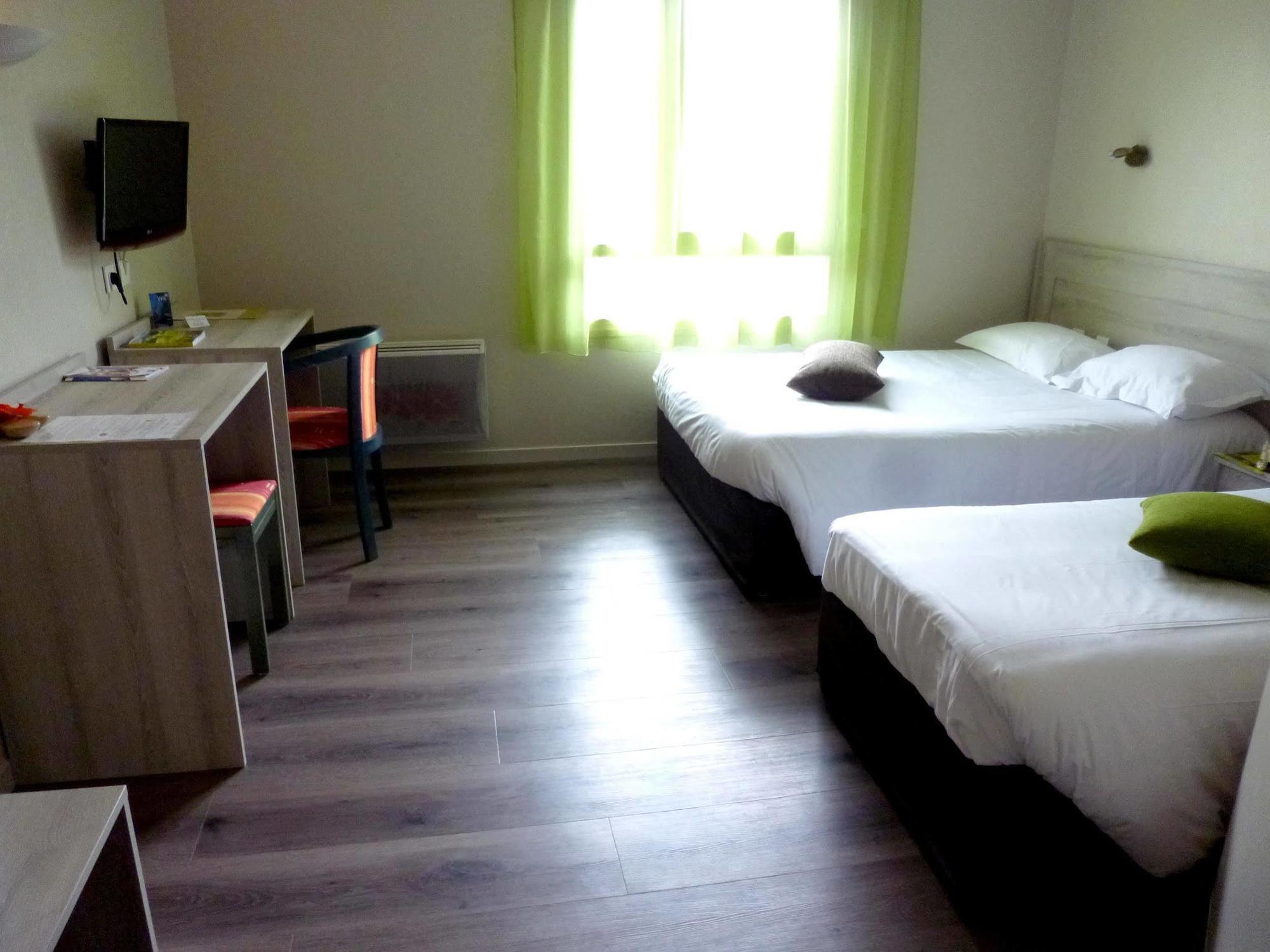 Hotel Le Chatard Sarcey Eksteriør billede